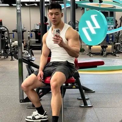 孔旭怡